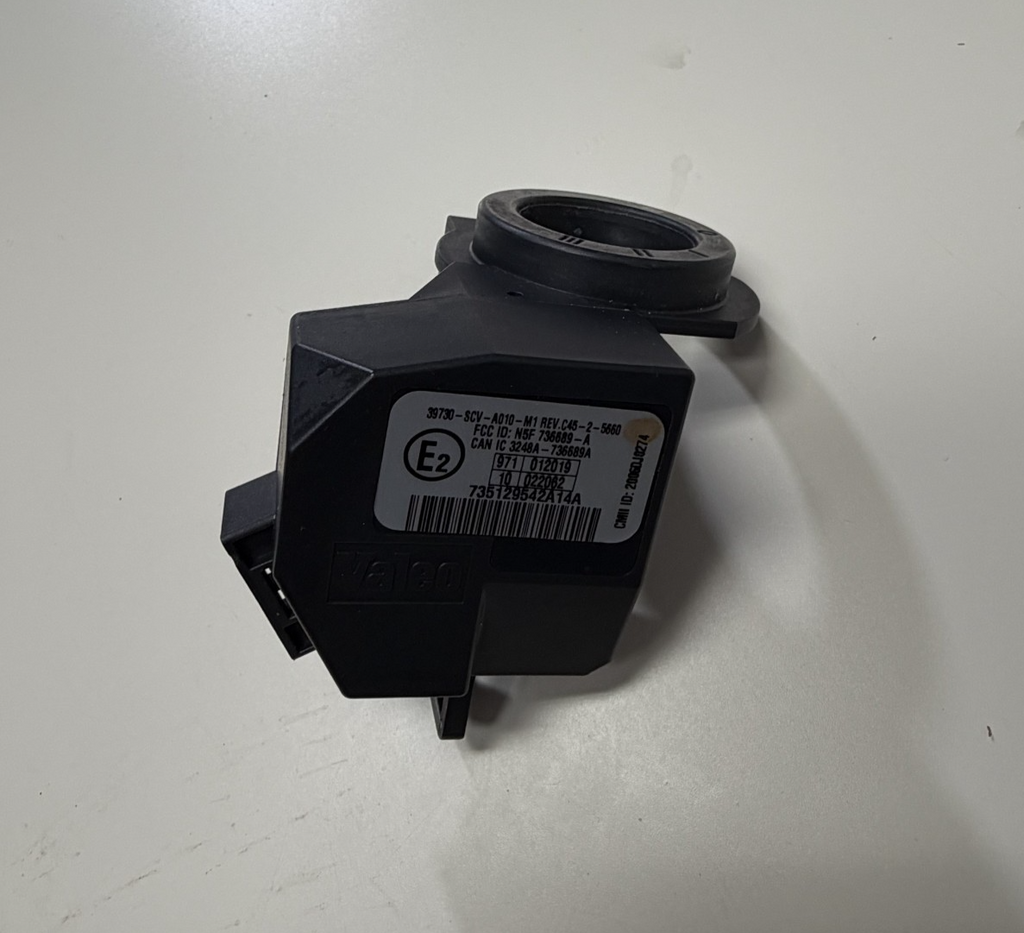 2008-2011 Honda Element Immobilizer 39730 SCV A010 M1, 735129542A14A Black