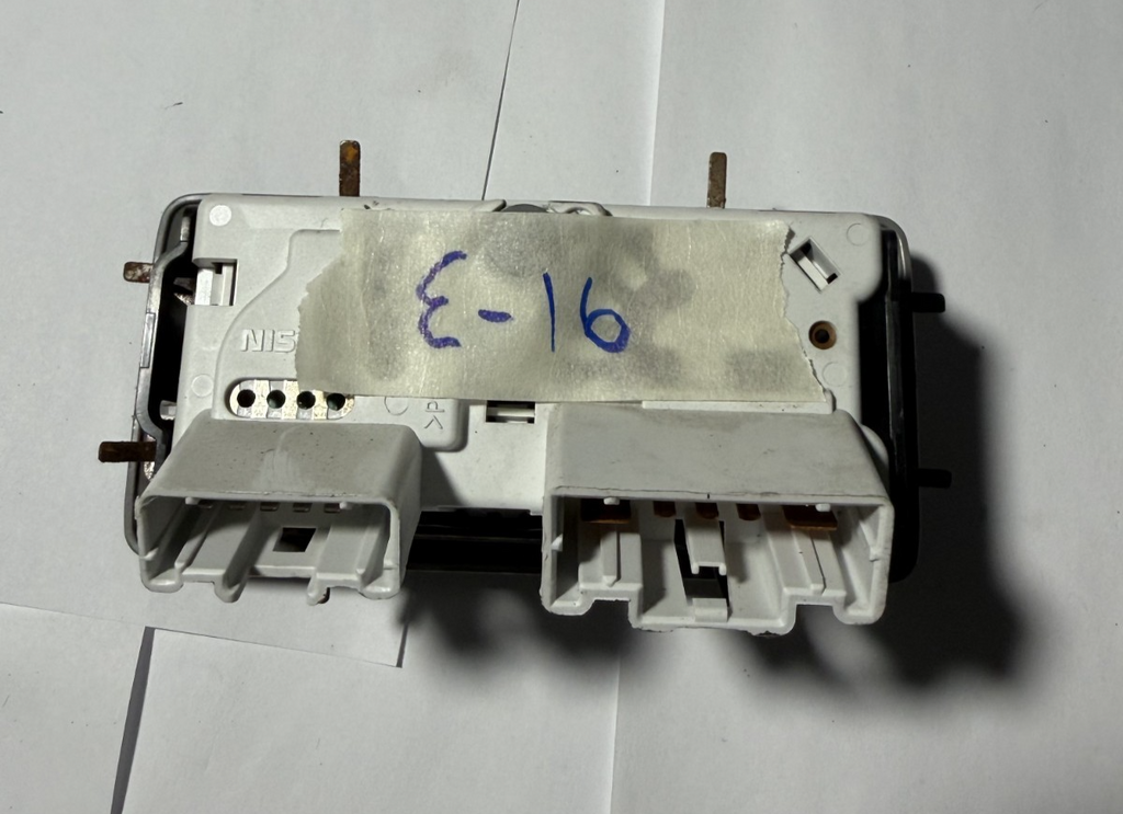 AC Heater Temp Climate Control Switch 27501 ZF002 fits 2005-2006 Nissan Quest