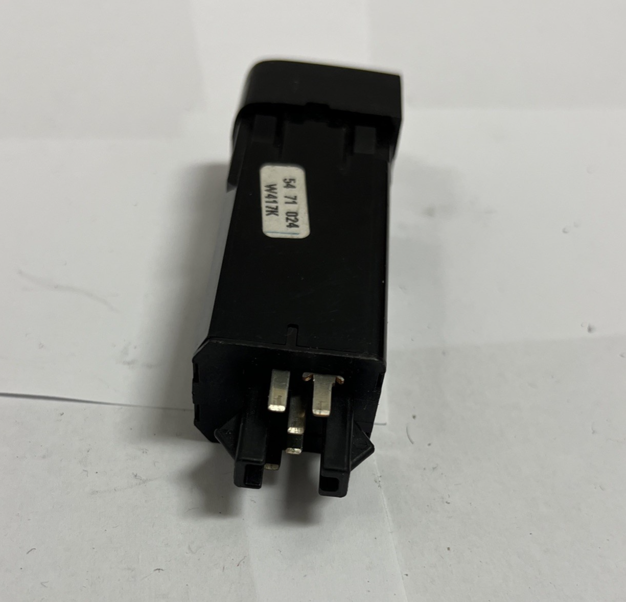 1999-2005 Saab 9-5 Seat Heater Warmer Control Switch OEM 5471024 W417K