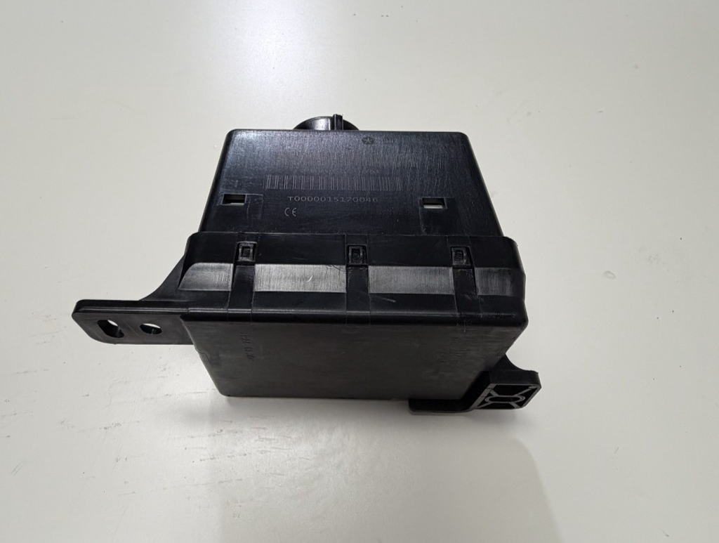 09 10 11 12 Volkswagen Routan Ignition Switch Module 68068868AE Black