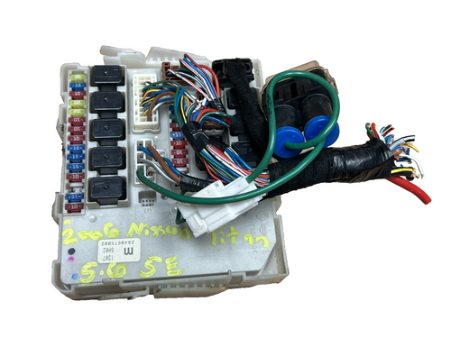 2004 2005 2006 2007 Nissan Titan Engine Fuse Relay Box Module OEM 284B67S002