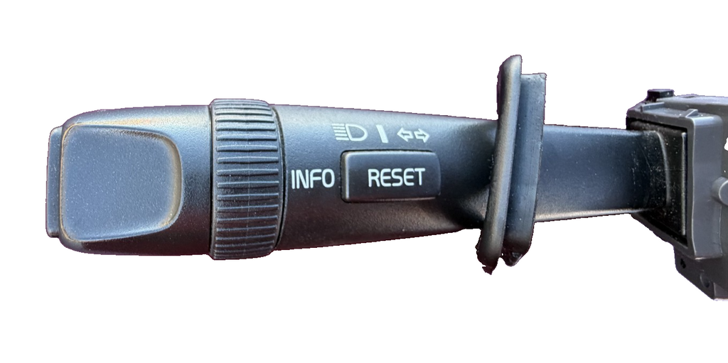 2004 2005 2006 Volvo S80 Turn Signal Info Reset Switch 30768097, 05W50D
