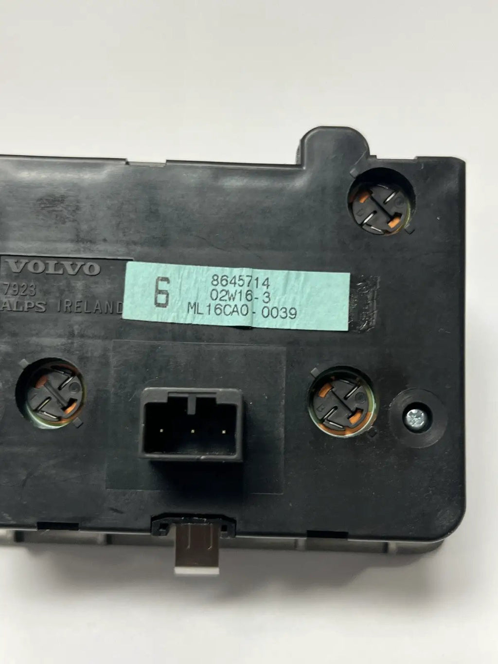 ?2001-2009 08 07 Volvo S60 Headlight Dimmer Fog Light Control Switch OEM 8645714 by Volvo