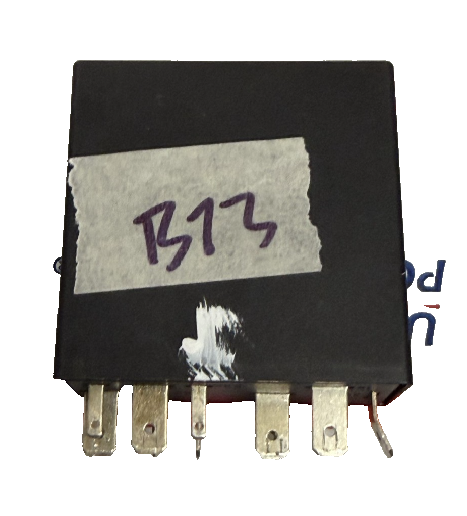Wiper Control Relay 12V 4B0 955 531 A Black fits 03 2003 Volkswagen Golf