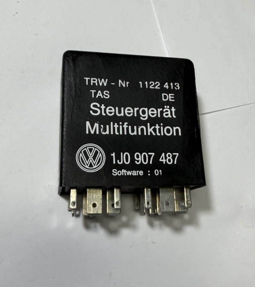 2001-2005 Volkswagen Passat Jetta Multifunction Relay 1J0 907 487, 1122 413