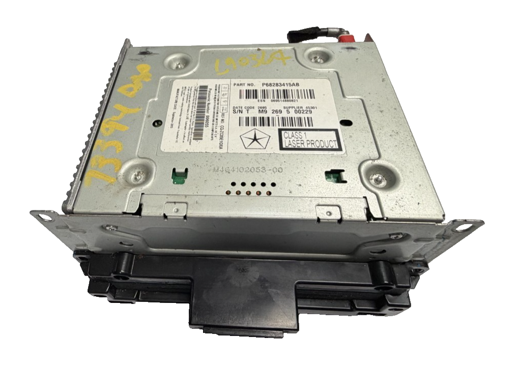 2016-2017 16 17 Dodge Journey AM FM CD Player Radio Receiver 68283415AB