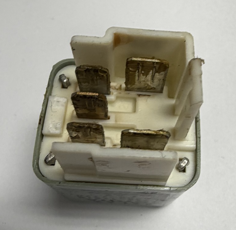 Radiator Fan Relay 85925 17010 fits 1998 1999 2000 2001 2002 Toyota Corolla