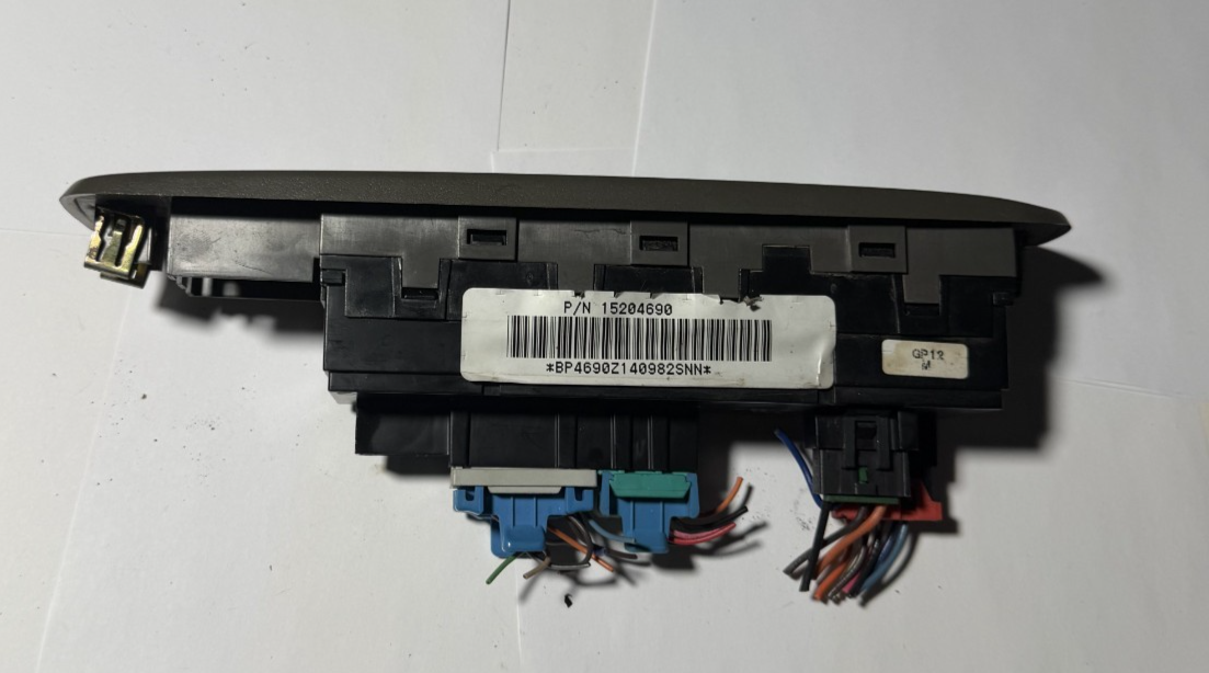 Master Window Switch Front Left Driver 15204690 fits 02-05 GMC Envoy