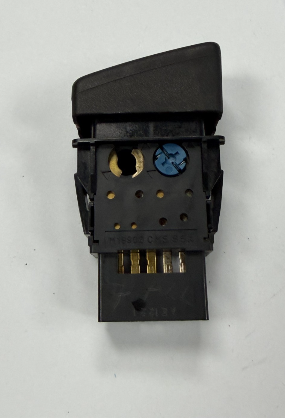 Emergency Hazard Light Switch Button M19620 fits 2003-2006 Honda Accord