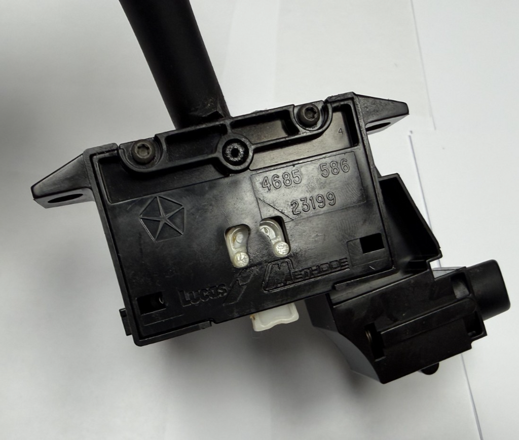 1996 1997 1998 1999 2000 Dodge Caravan Turn Signal Switch 4685 586 Black