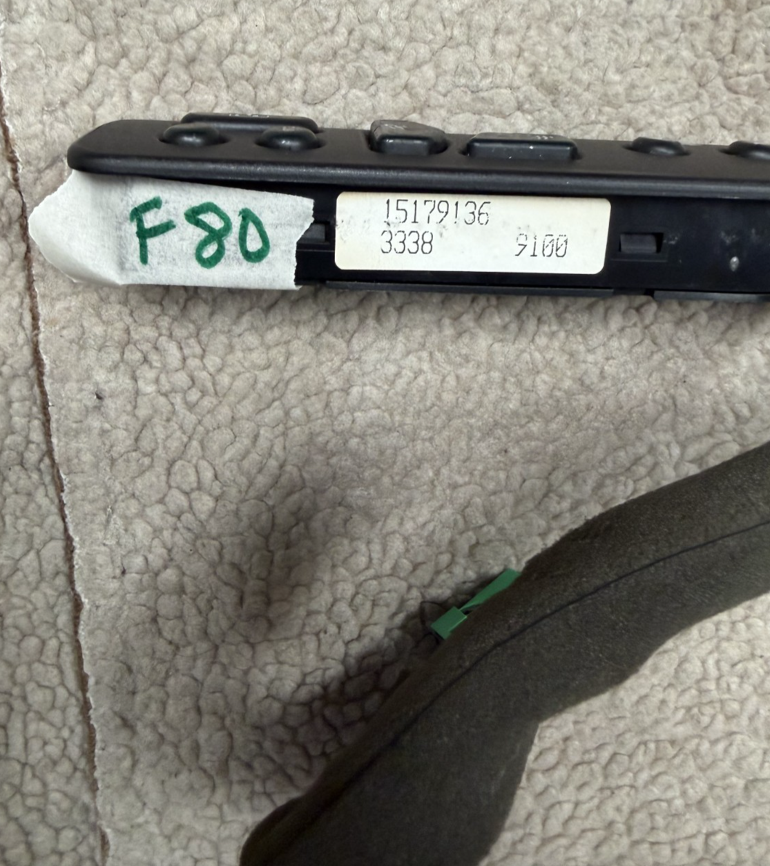 03-06 Escalade Tahoe Yukon Avalanche Heater Memory Seat Pedal Switch 15179136