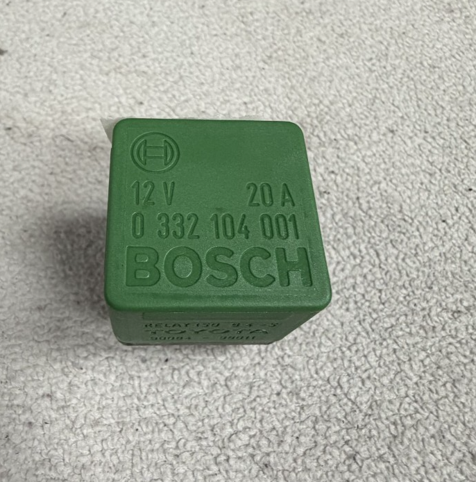1995-1999 Toyota Avalon Cooling Fan Relay 12V 20A 90084-98011, 0 332 104 001