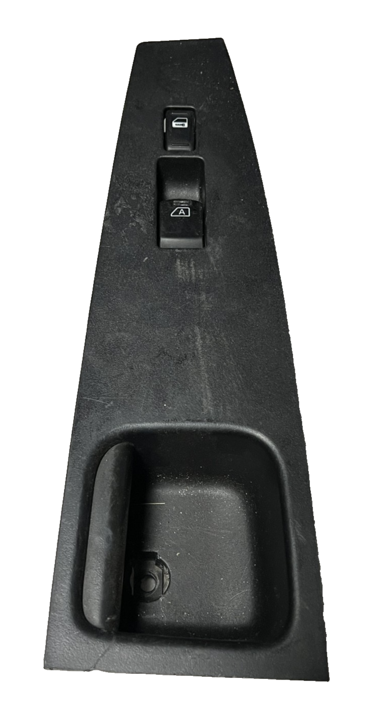 2004-2006 Nissan Quest Front Passenger Window Control Switch 80960 5Z000