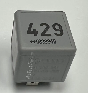 1998-2005 VW Passat Audi A6 Beetle ECU Main Power Supply 1J0 906 381