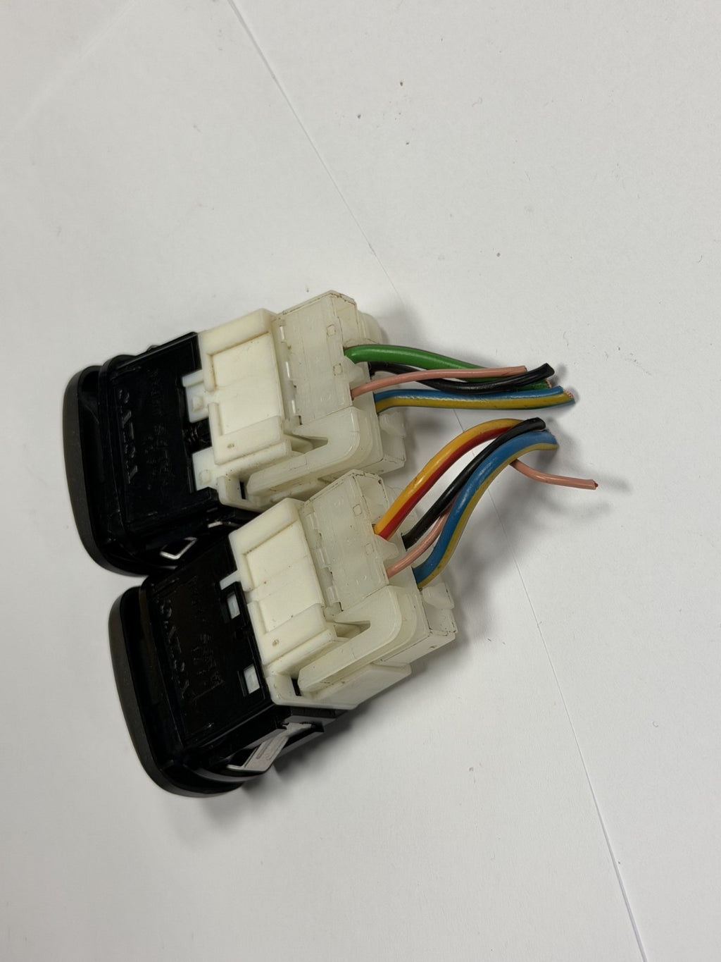 Qty 2 1996-2005 Volvo S70 V70 XC70 MK1 C70 MK1 Heated Seat Switch 4970
