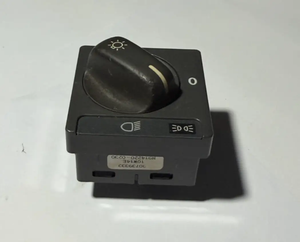 Volvo S70 V70 Headlight Switch 1998 1999 2000 30739333 10W14E Black