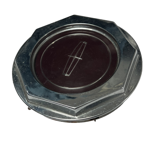 82 1982 Lincoln Town Car Hubcap Hub Cap OEM Silver