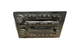 2003 2006 Chevrolet Silverado Am Fm Stereo Radio With 6 Disc Cd Player Oem
