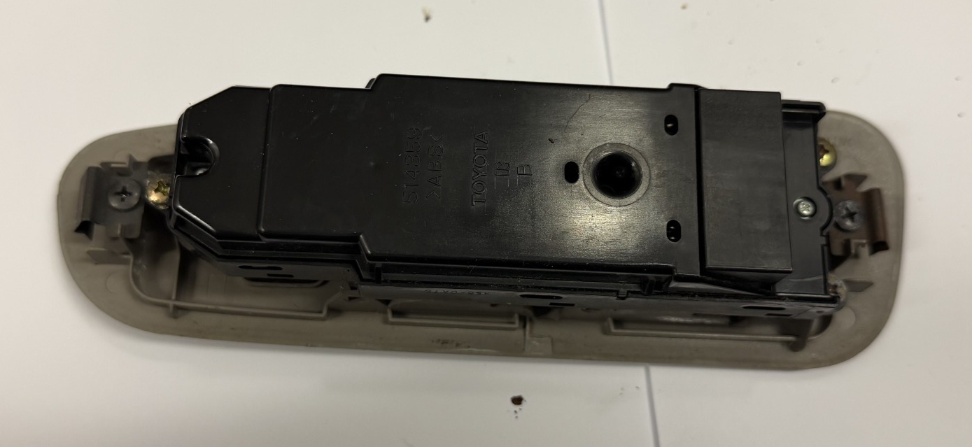 2001-2007 Toyota Sequoia Master Power Window Switch Left Driver 514359