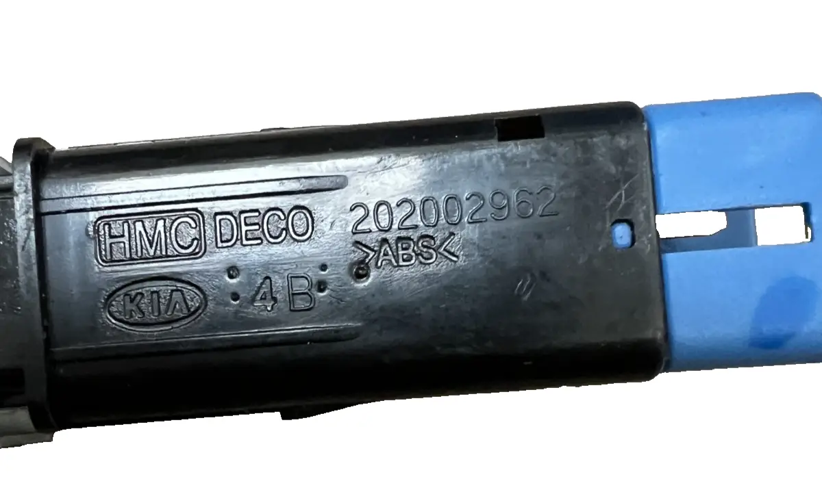 2011-2013 Kia Sorento Rear Window Washer Wiper Control Button 202002962 by Kia