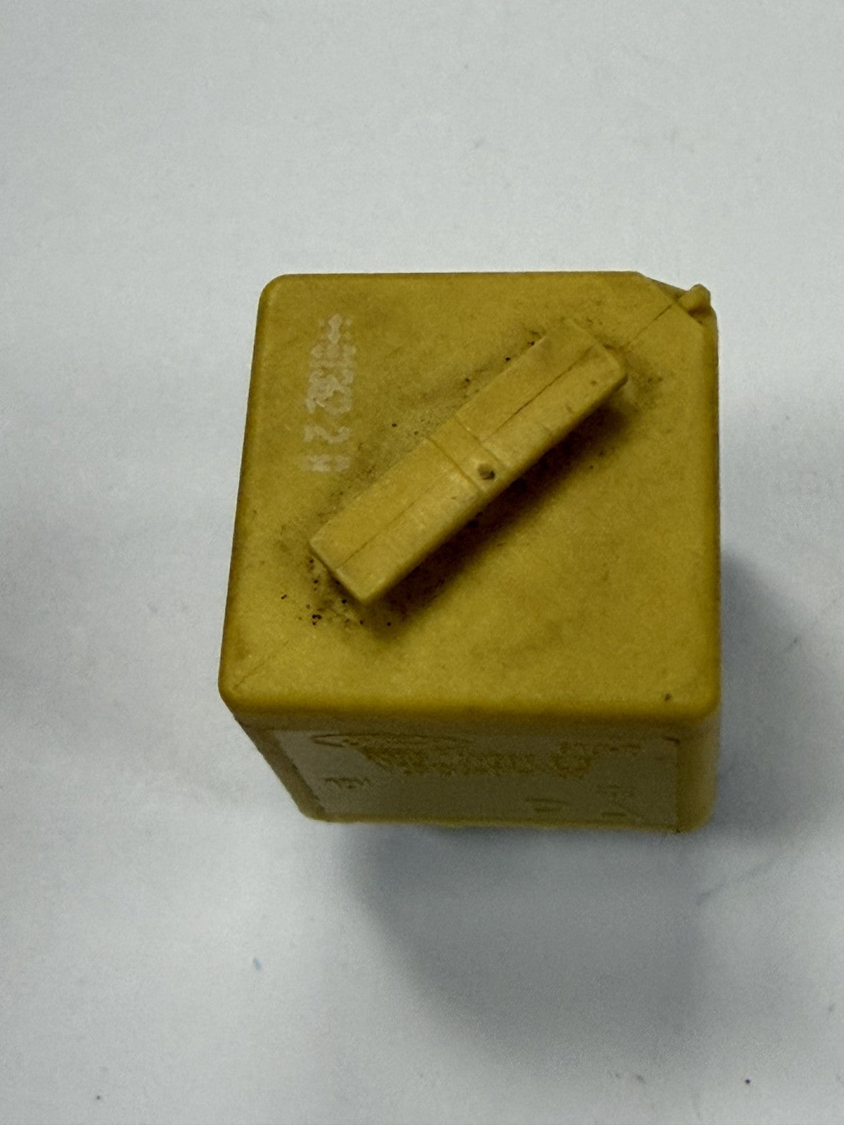 95 96 97 98 99 00 01 02 Ford Focus 4 Pin Relay 93BG 14N089 B1B, V23136-B1-X33