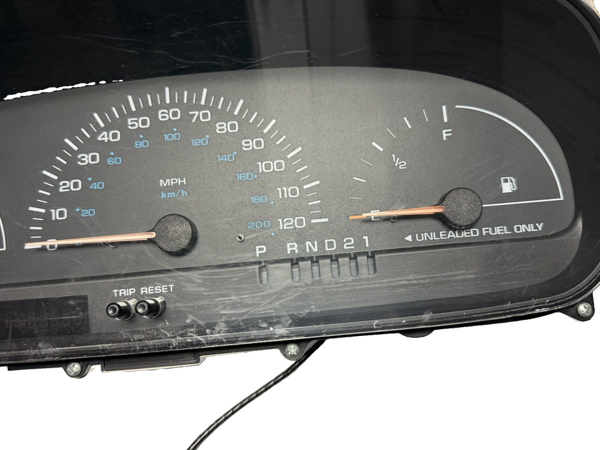1999 Dodge Caravan Voyager Speedometer Cluster P04685627, TN257410-2210
