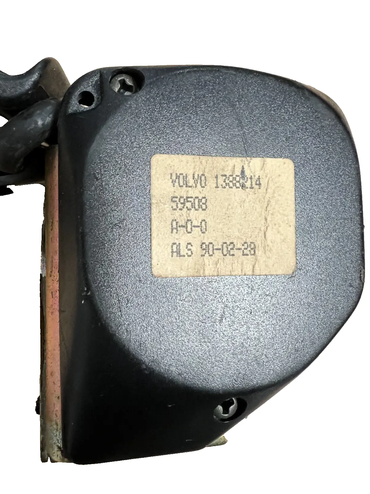 90 1990 Volvo 240 Sedan Rear Right RH Seat Belt Seatbelt OEM 1388214 Black by Volvo
