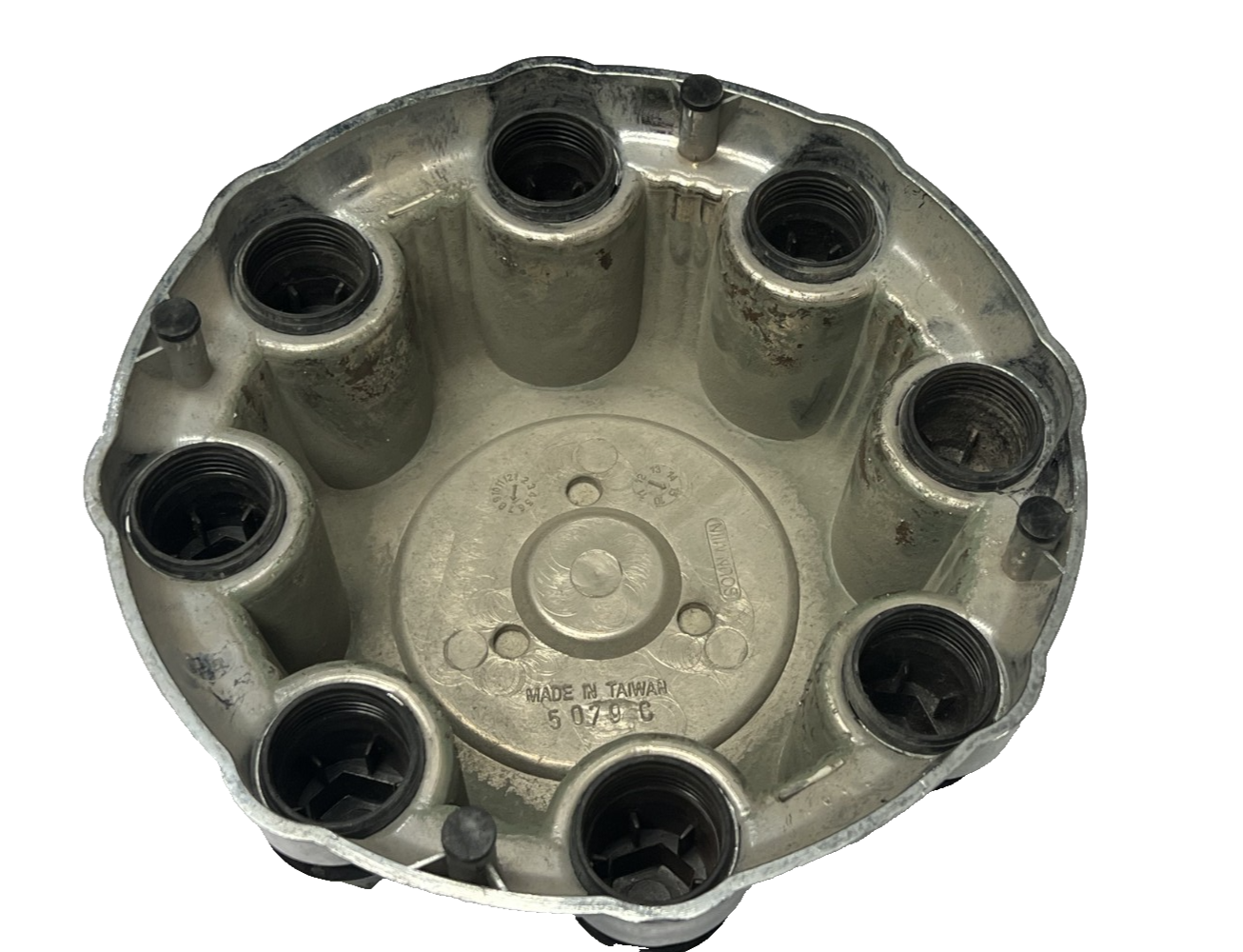 1999-2010 Chevrolet Silverado Sierra Center Wheel Hub Cap Hubcap 5079C