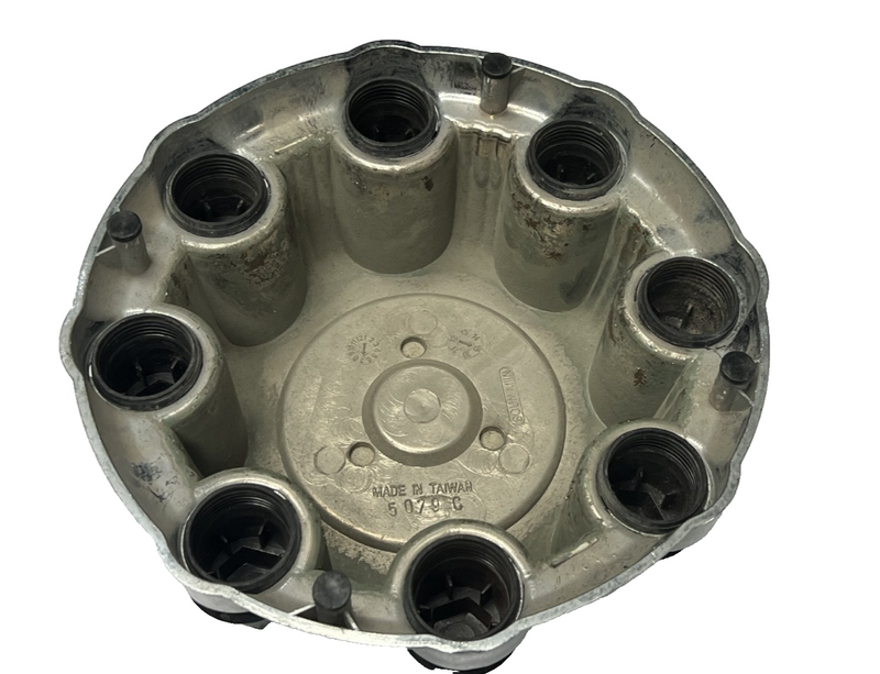 1999-2010 Chevrolet Silverado Sierra Center Wheel Hub Cap Hubcap 5079C