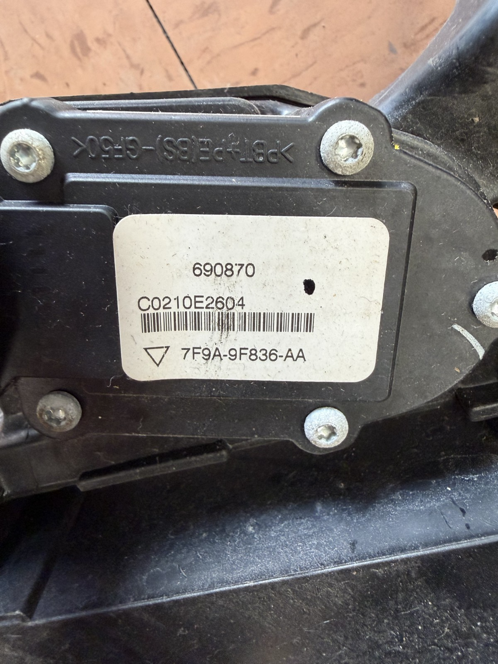 2008-2012 Ford Taurus Gas Accelerator Power Go Pedal Assembly 7F9A-9F836-AA