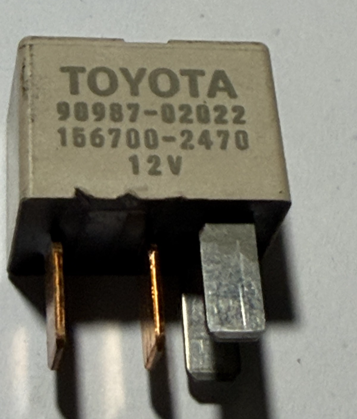 Magnet-Clutch Relay 12V 90987 02022, 156700 2470 fits 03 04 05 Toyota Corolla