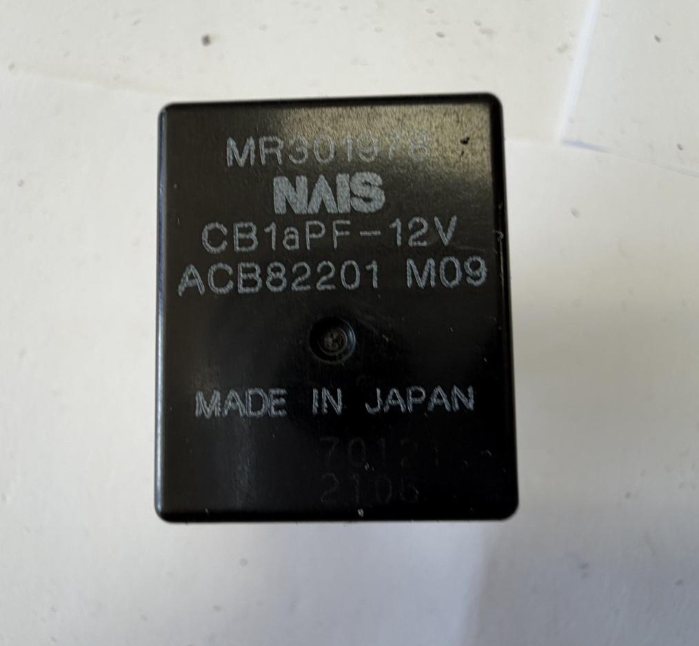 2005-2016 Isuzu Mitsubishi NAIS 4-Pin Black Relay 12V MR301978, ACB82201 M09 by NAIS