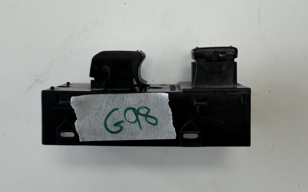 2004-2009 Nissan Quest Front Right RH Passenger Window Door Lock Switch Black