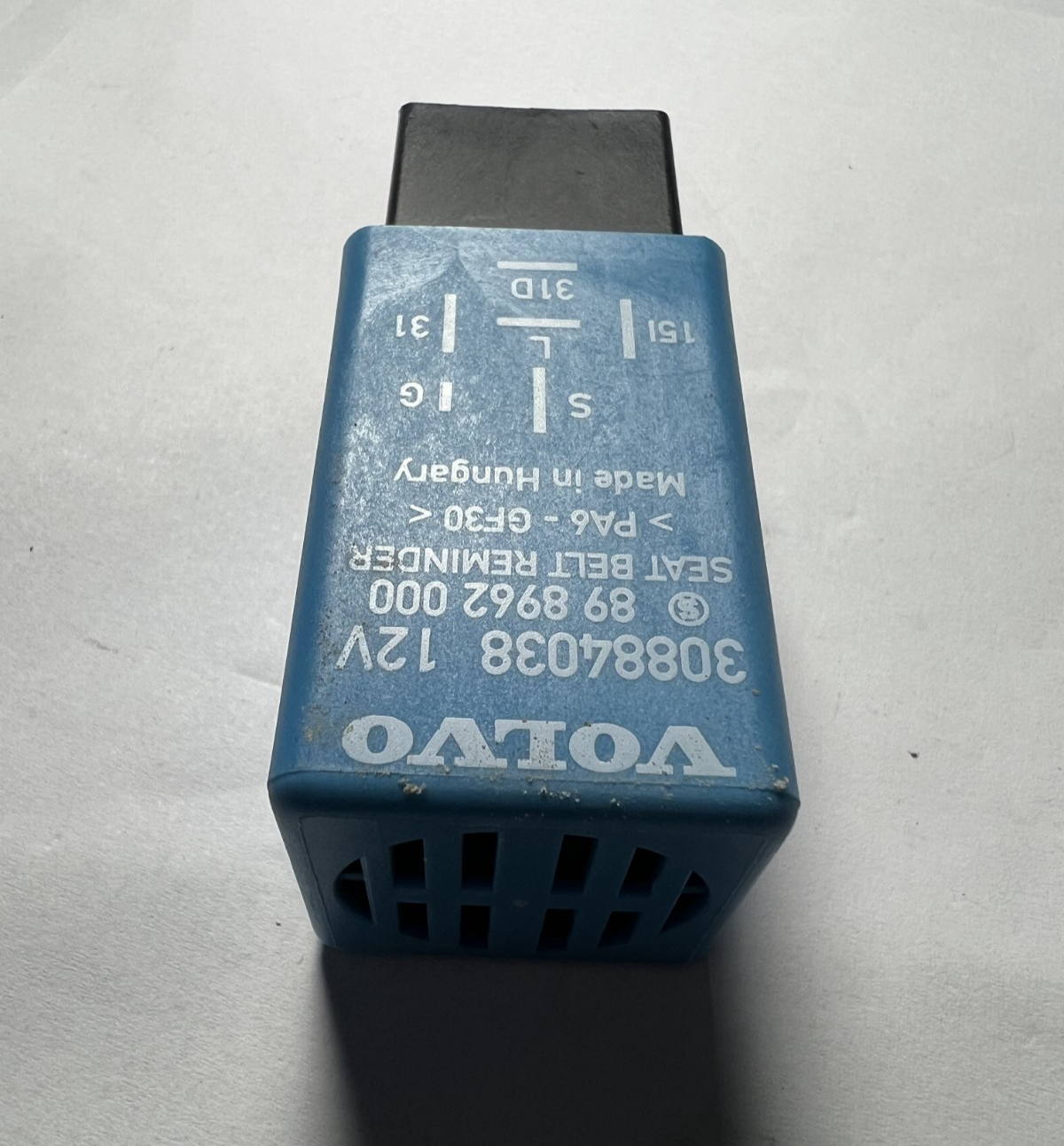 2000 2001 2002 Volvo S40 Seat Belt Reminder Relay OEM 30884038, 89 8962 000