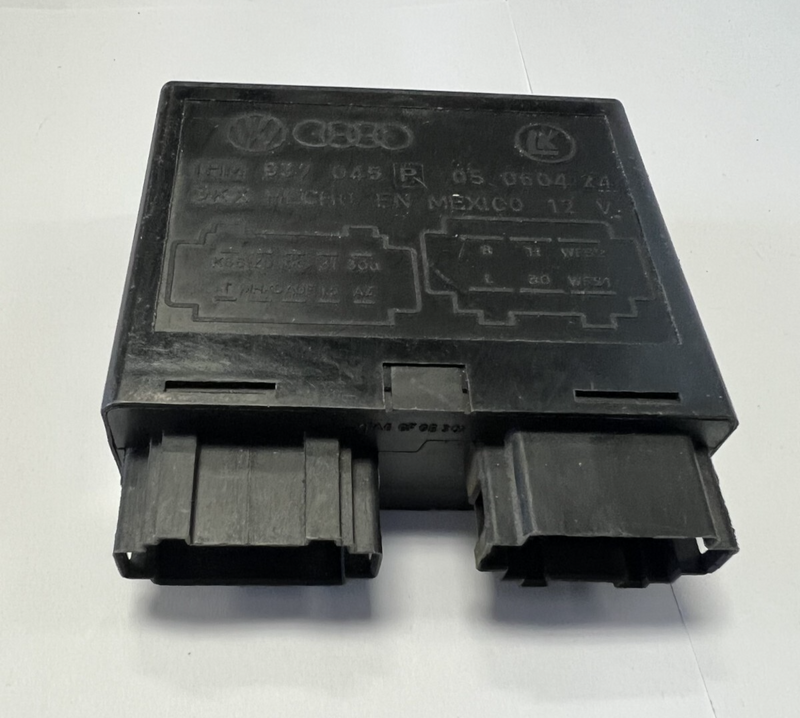 1993-1997 Volkswagen MK3 Jetta Anti-Theft Alarm Door Lock Module 1HM 937 045 P