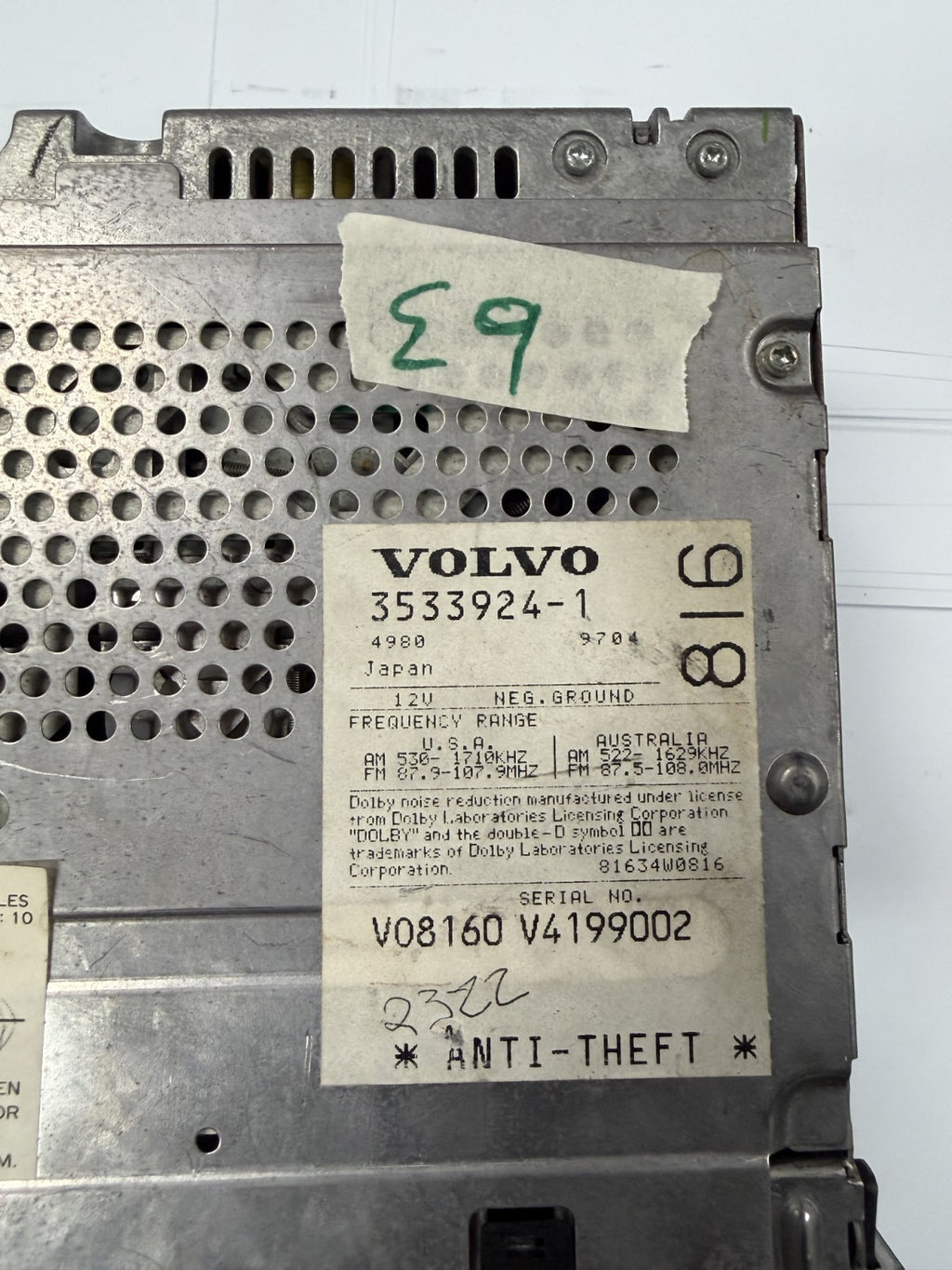 1993-2000 Volvo S90 AM FM Cassette Radio Tuner CD Tape Receiver 3533924-1