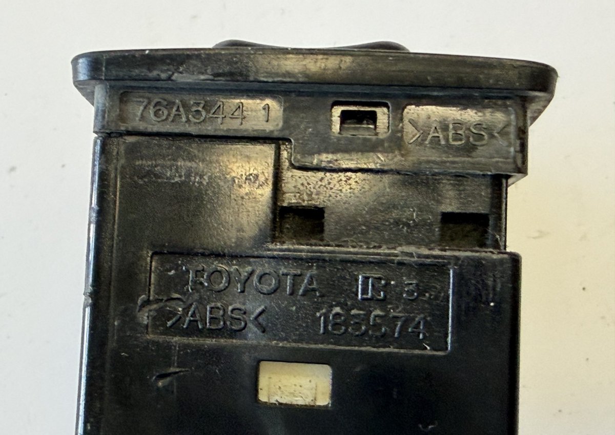 2010-2021 Toyota 4Runner Outer Side Wing Mirror Control Switch 183574, 76A344 1 by Toyota