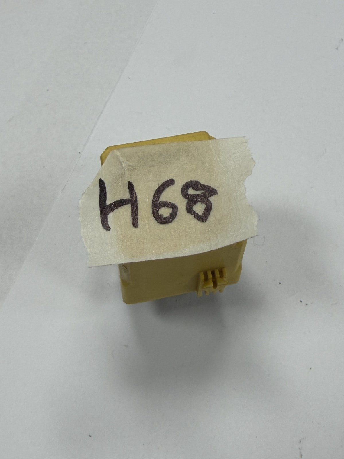 02-06 Dodge Mercedes Sprinter Hella Relay 4RD 007 794 00, A 002 542 14 19