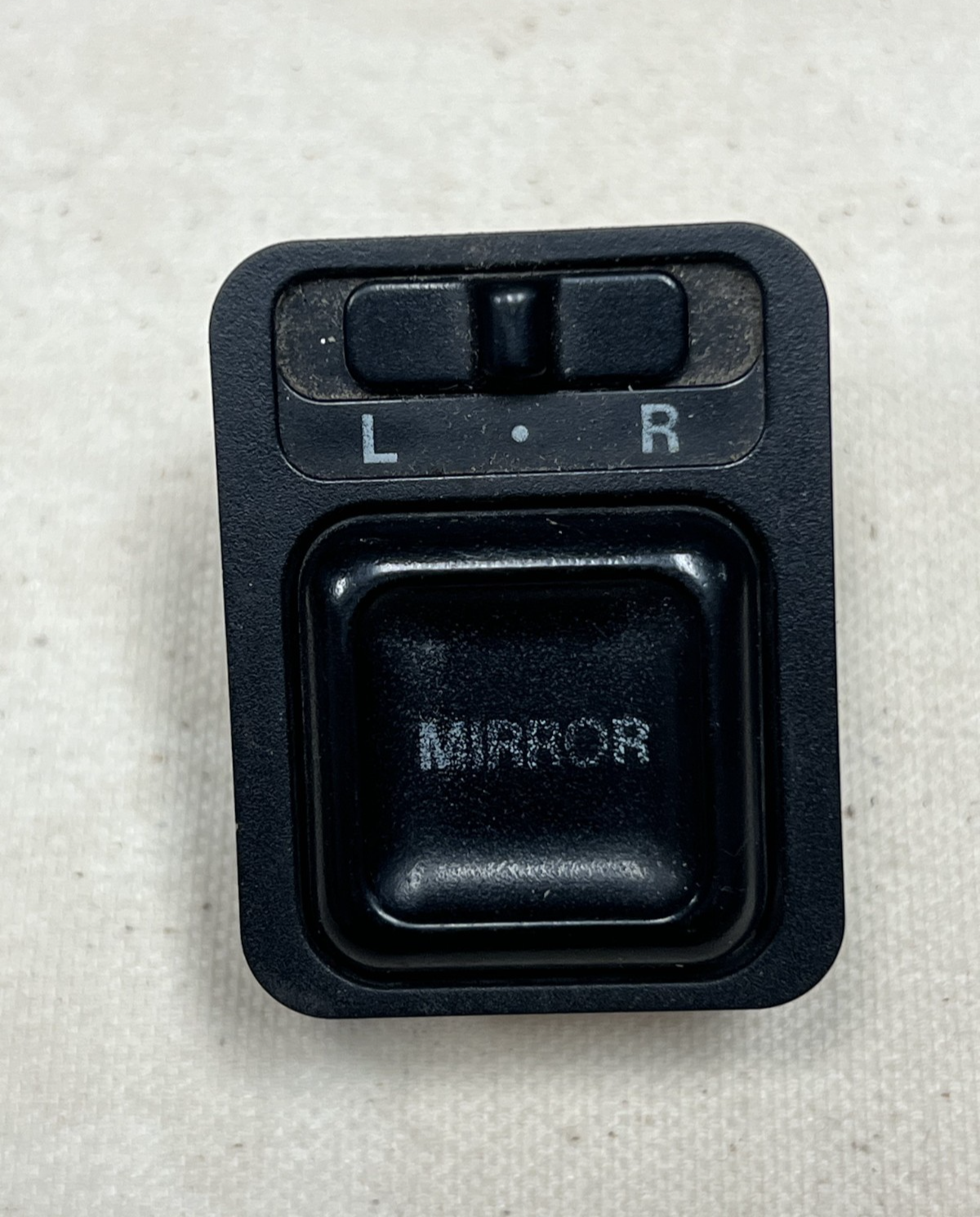 1994-1997 Honda Accord Power Side View Mirror Control Switch Button OEM 134K