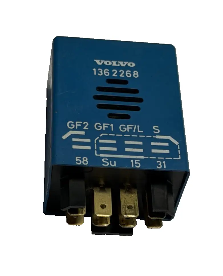 1975-1982 Volvo 260 Seat Belt Reminder Relay 12V 1362268, 5SA 004 396 00 by Volvo