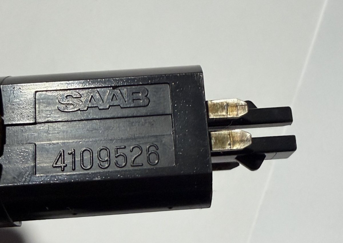 Hazard Switch Flasher Light Emergency Button 4109526 fits 1994-1997 Saab 900