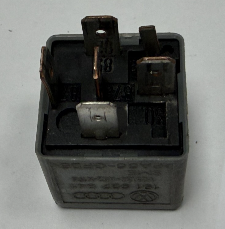 Multifunction Relay #79 191 927 841 fits VW Audi Jetta Golf GTI Passat Eurovan