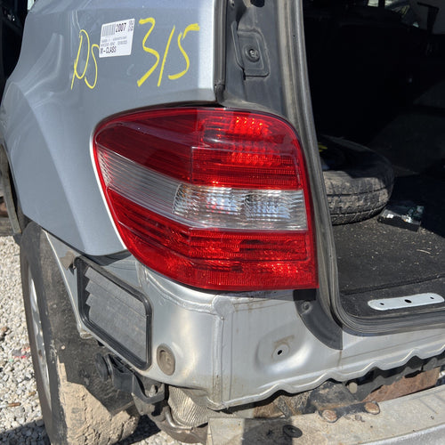 2009-2011 Mercedes W164 ML350 ML550 Tail Light Taillight Left Driver Side OEM