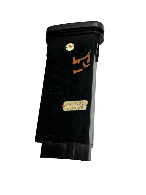 Hazard Light Flasher Switch Button 9459071 fits 1998 1999 2000 Volvo V70 S70 C70