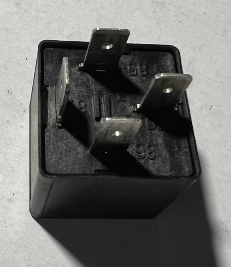 Siemens 4 Pin Multi-Purpose Control Relay VF4 11F21 Z08, BJ0E 67 730 for Mazda