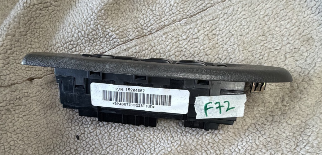02 03 04 Chevrolet Chevy Trailblazer Master Window Switch Left 15204667