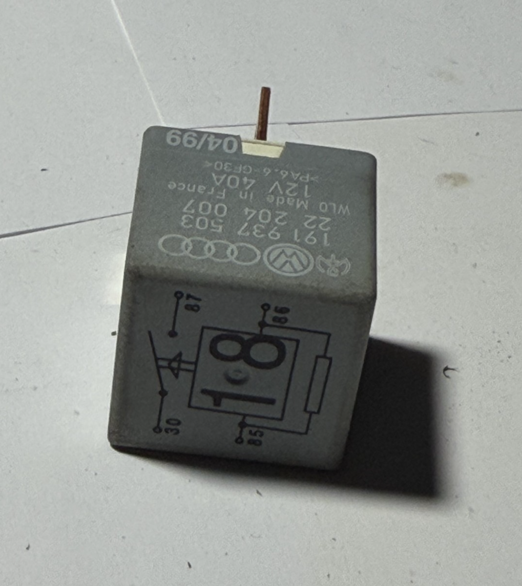 VW MK2 Golf Jetta Corrado Load Reduction Relay #18 191 937 503, 22 204 007