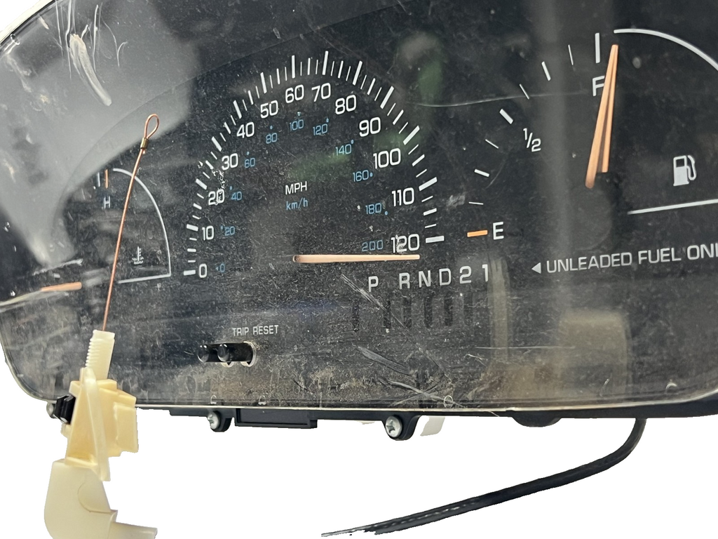 1999 2000 Dodge Caravan Voyager Speedometer Instrument Cluster 04685627AB
