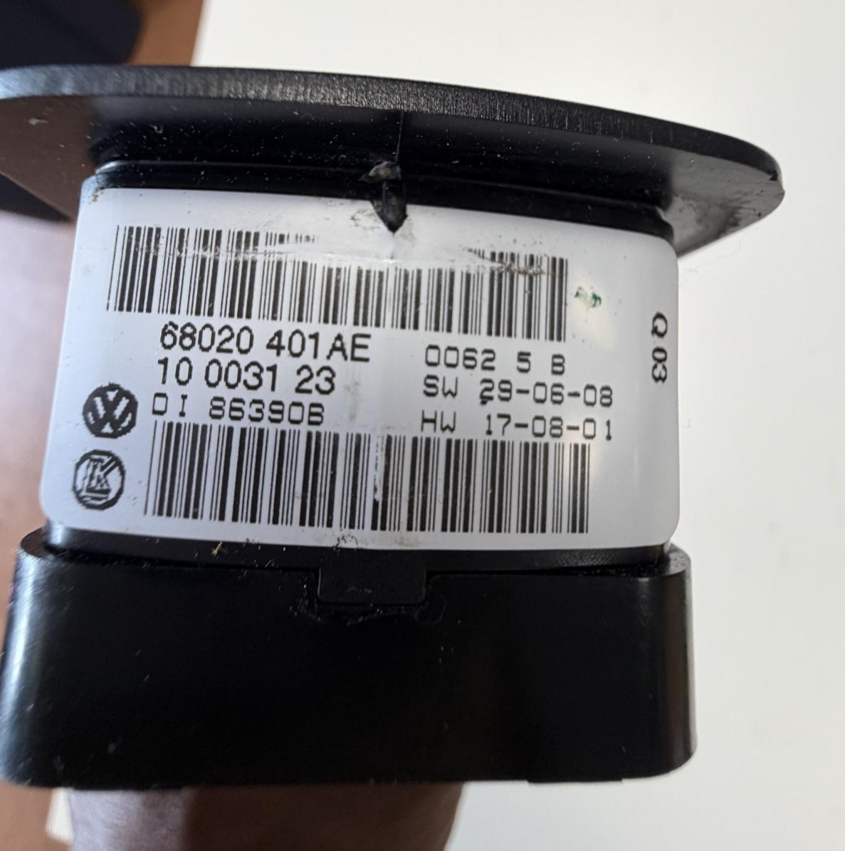 2009-2014 Volkswagen Routan Master Driver Power Window Control Switch 68020401AE