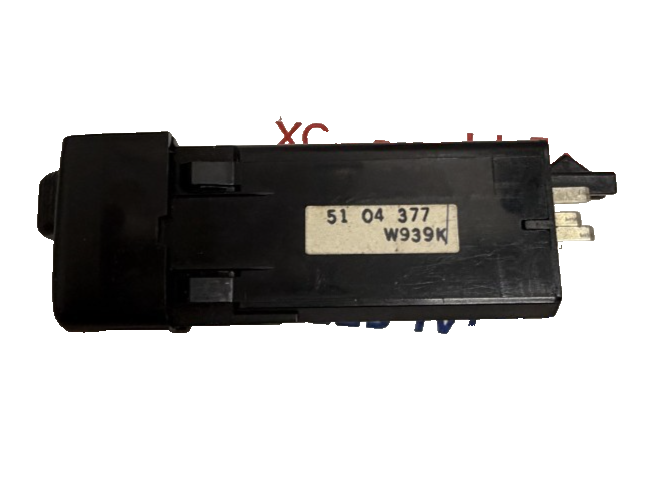 1999 2000 2001 2002 2003 2004 2005 Saab 9-5 Heated Seat Switch 51 04 377, W939K